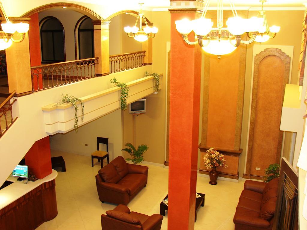 Gran Hotel Marcjohns Catamayo Exterior photo